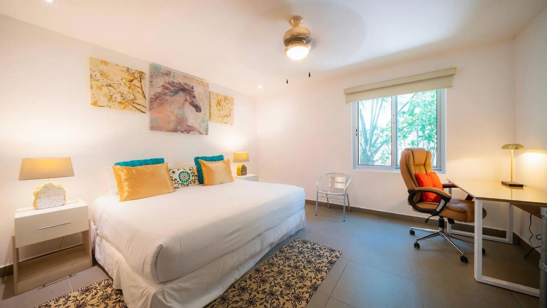 Condo Valentine 5 Star, 4 Pools, Gym, Concierge Services, 24-Hr Security 신데 델 카르멘 0*,  멕시코