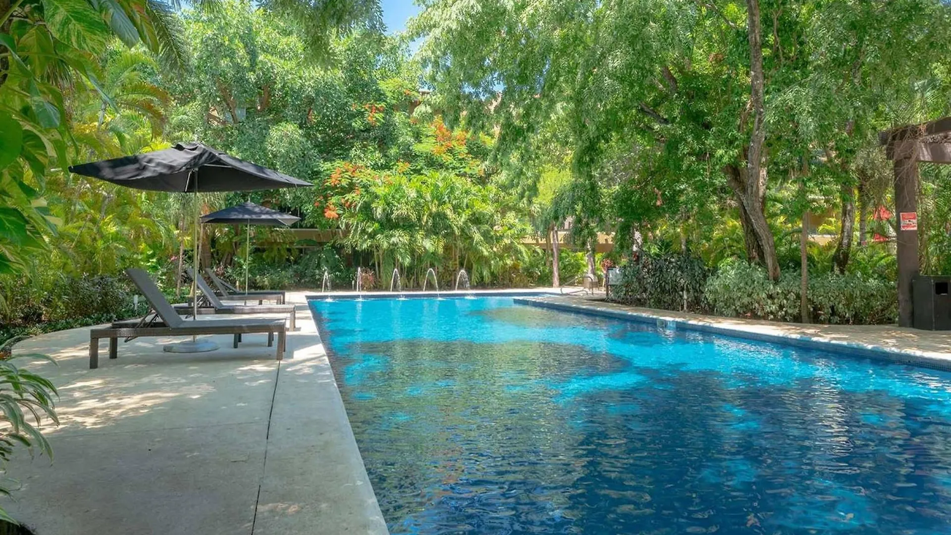 Condo Valentine 5 Star, 4 Pools, Gym, Concierge Services, 24-Hr Security 신데 델 카르멘 0*,  멕시코