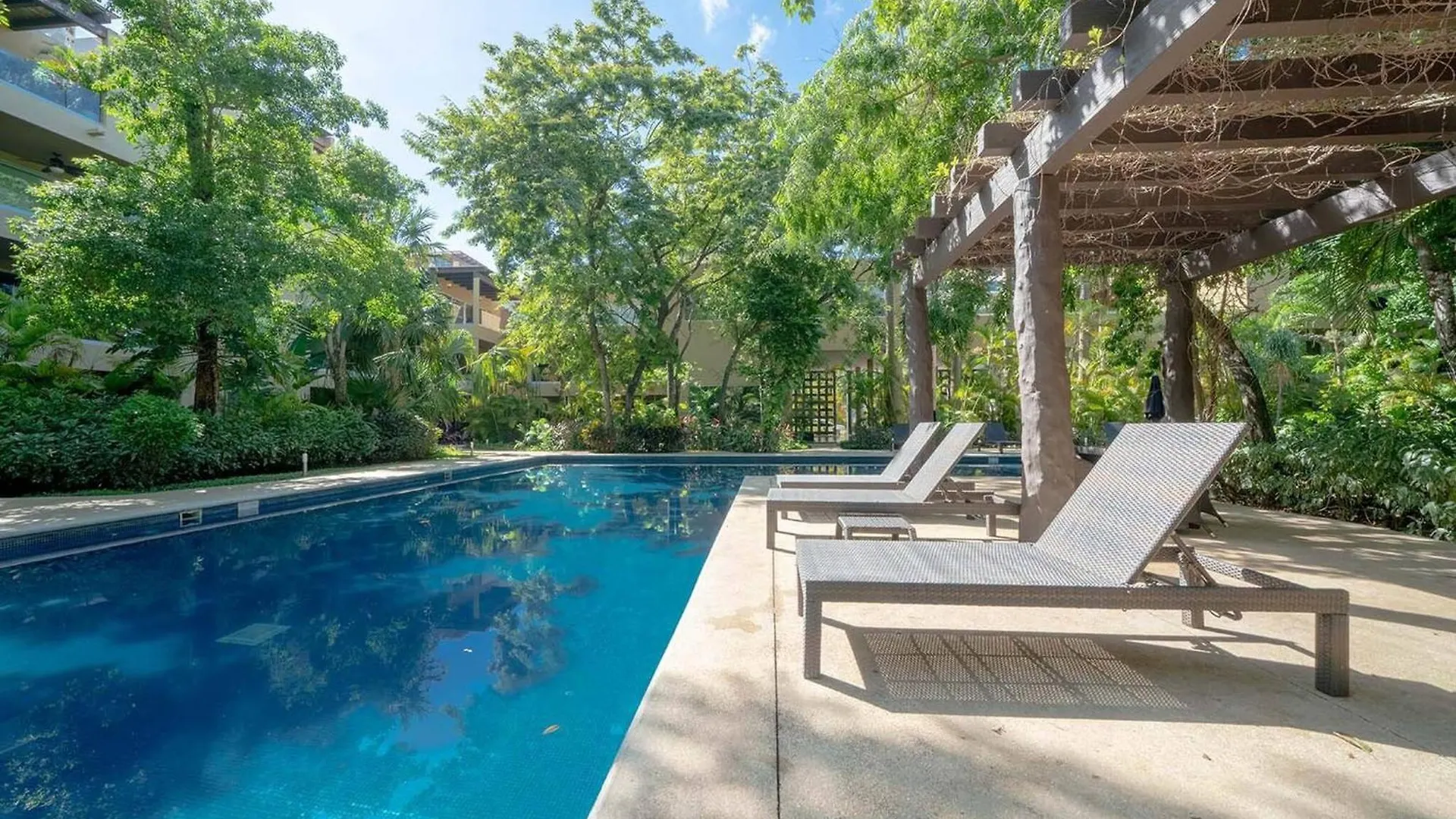 Condo Valentine 5 Star, 4 Pools, Gym, Concierge Services, 24-Hr Security プレヤデルカーメン 別荘
